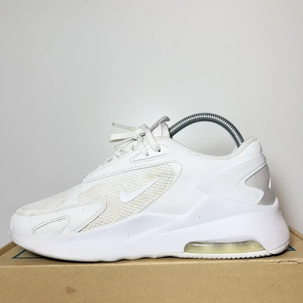 Nike Air Max Bolt Triple White Sneakers Women's Size 8 Low Top Athletic Shoes